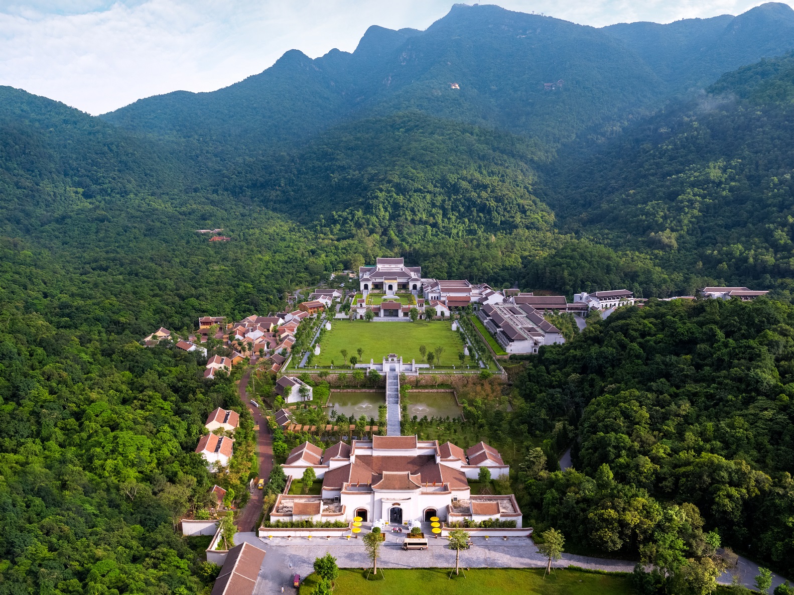 Into an Ancient Palace inspired by Tran Dynasty 13th century and learn Viet Nam Zen Buddhism after Ha Long Bay